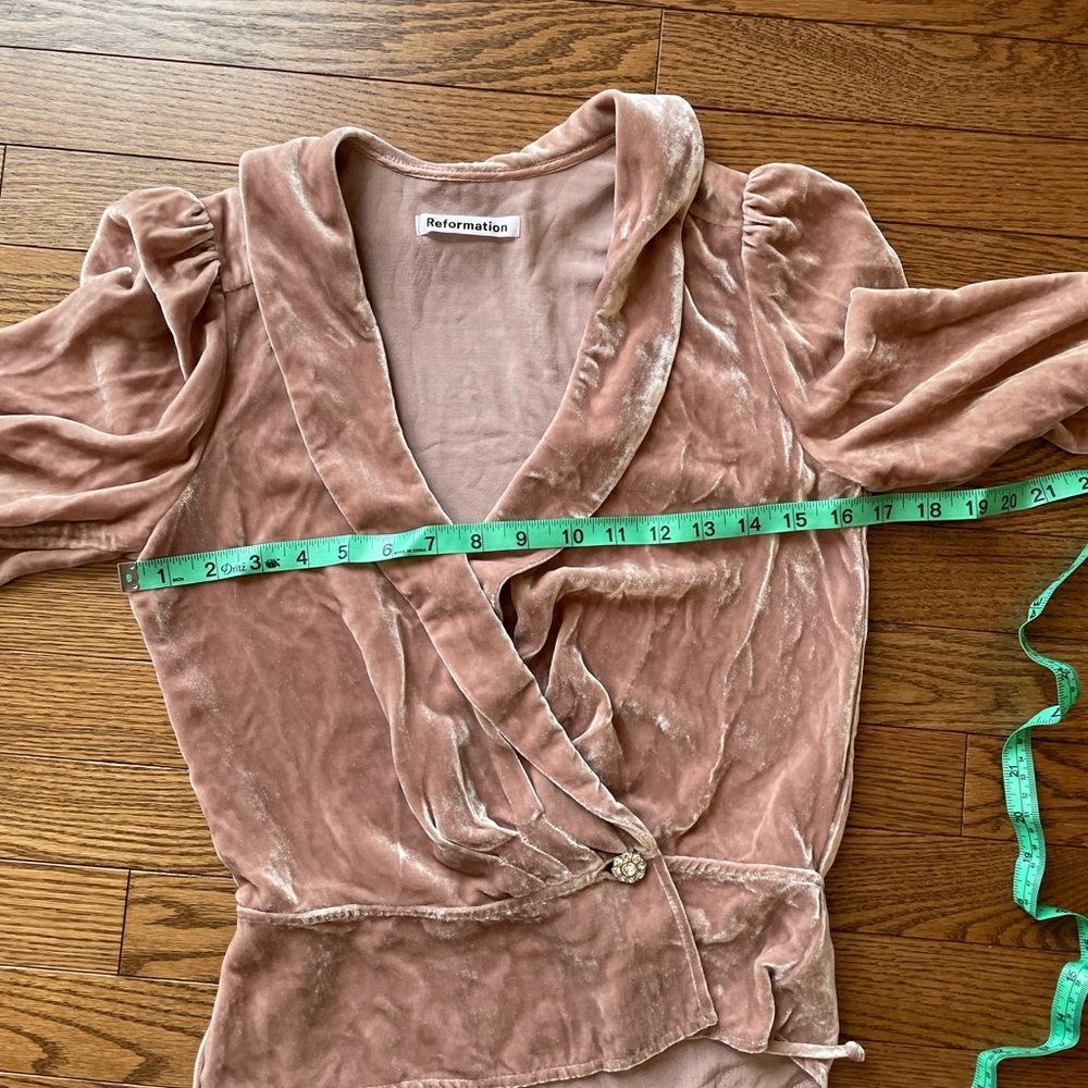 REFORMATION Anastasia Velvet Wrap Top - Picture 15 of 16